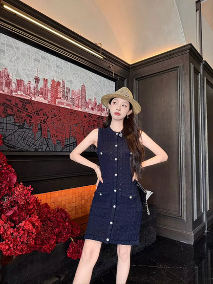 C 25 new hollow single-breasted round neck sleeveless knit dress (white pink navy)