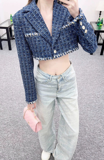 C 25 Cropped woolen tweed dress jacket