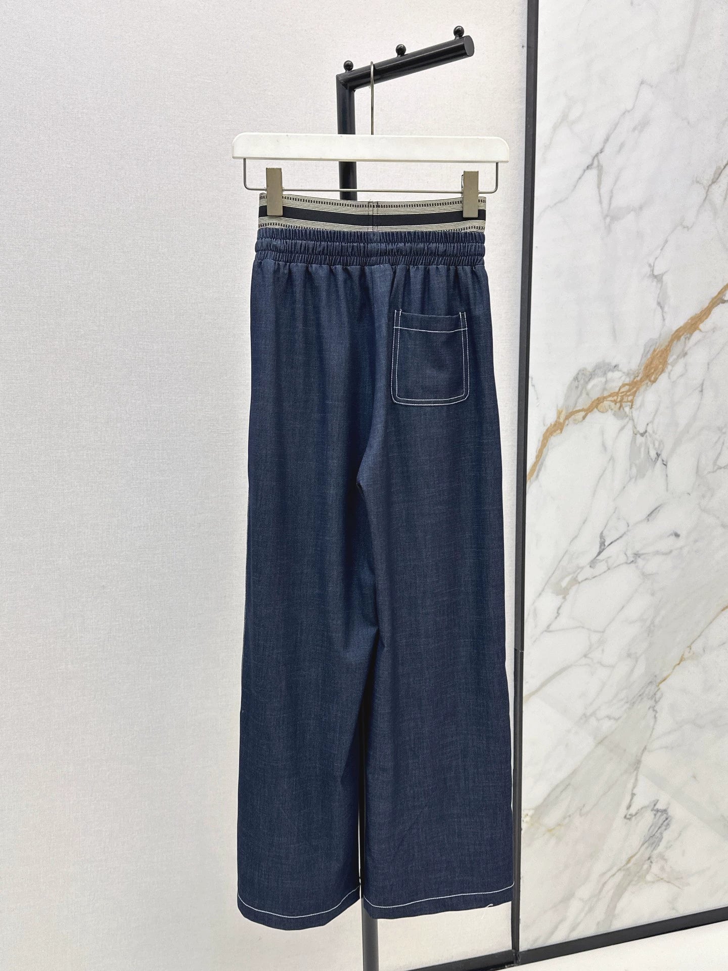 LO 25fw New Straight-leg Pants with Web Decoration