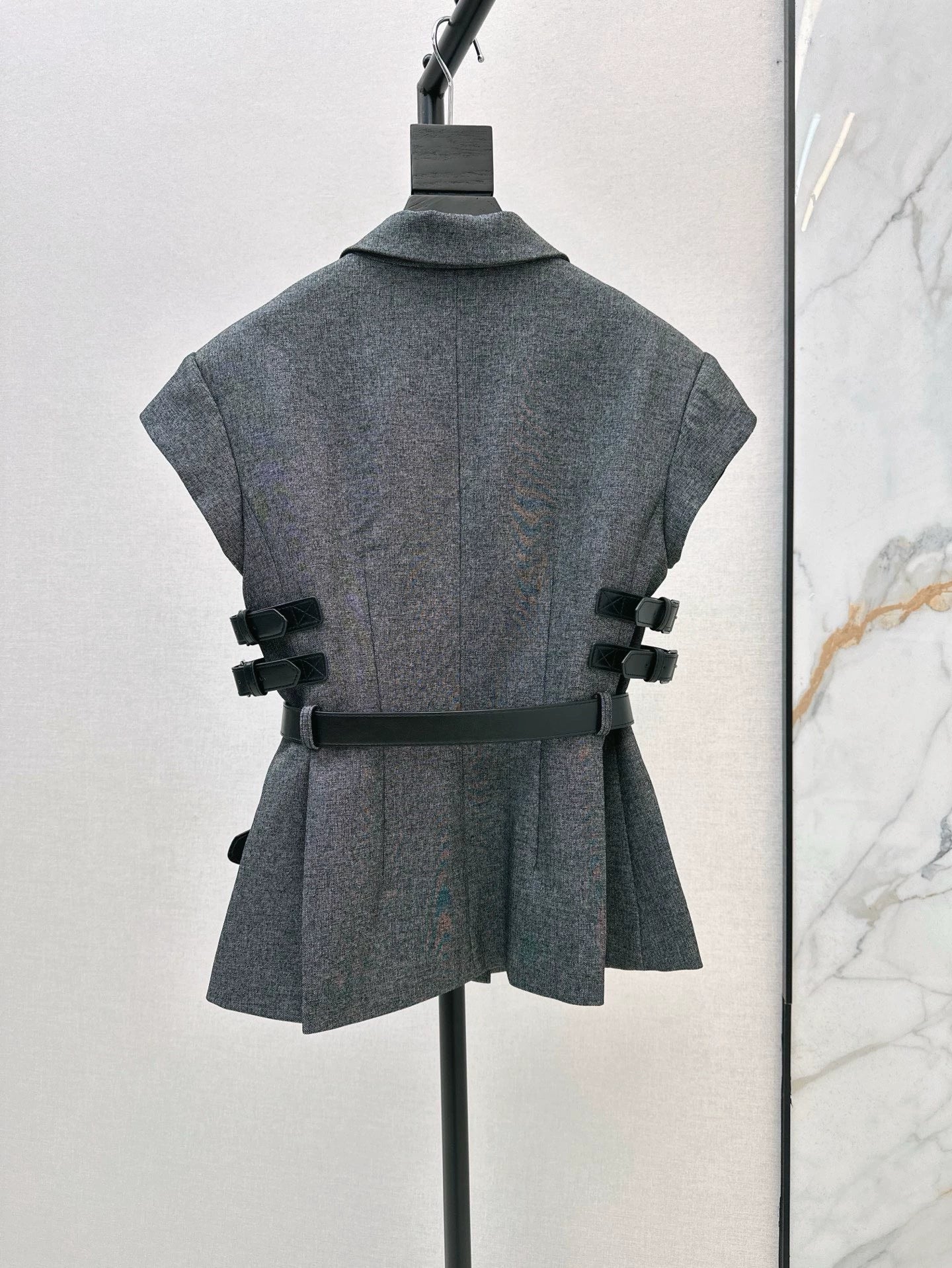 D 25 Spring/Summer New Drop-Sleeve Suit Short Jacket + Half Skirt