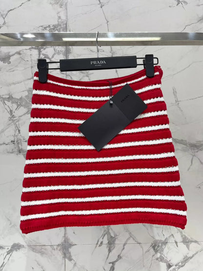 P 25 new cotton crochet mini skirt + vest top set