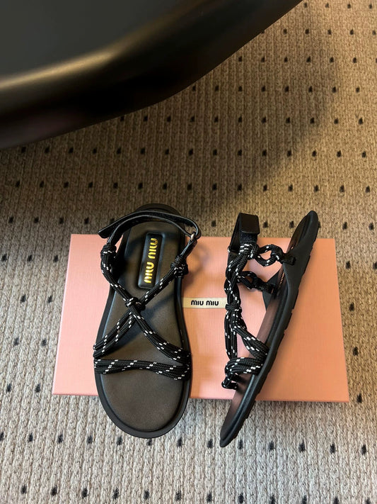 M 25 new summer simple and versatile knotted sandals and flat slippers