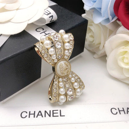 25 Summer new pearl diamond bow brooch