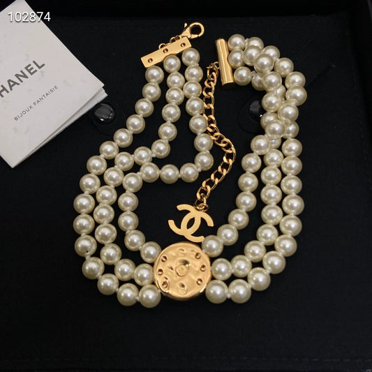 C Palace style three-layer pearl necklace
