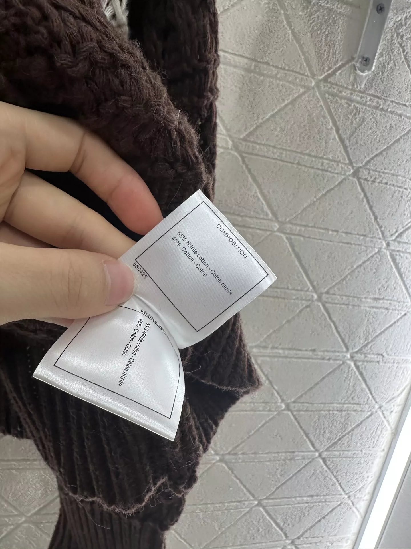 Cardigan tricoté au crochet C 25fw