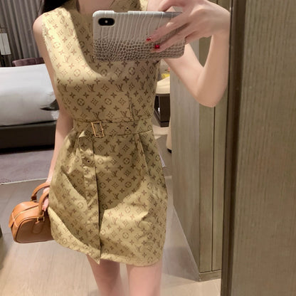 L 25 Khaki Belt Dress