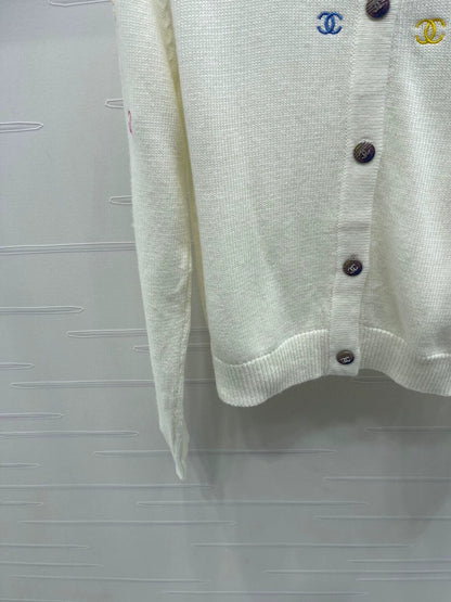 C 25fw Round Neck Long Sleeve Cardigan