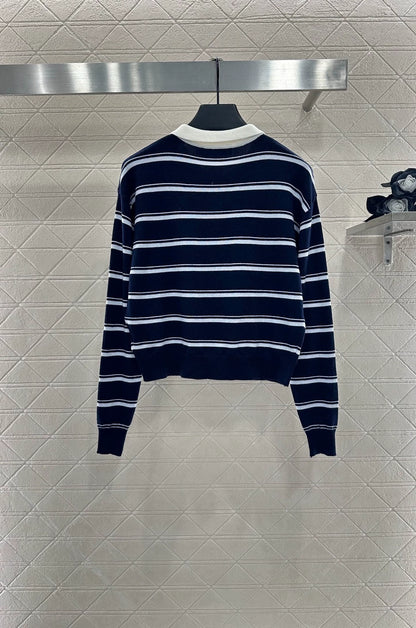 D 25 Lapel striped knit long-sleeved top.