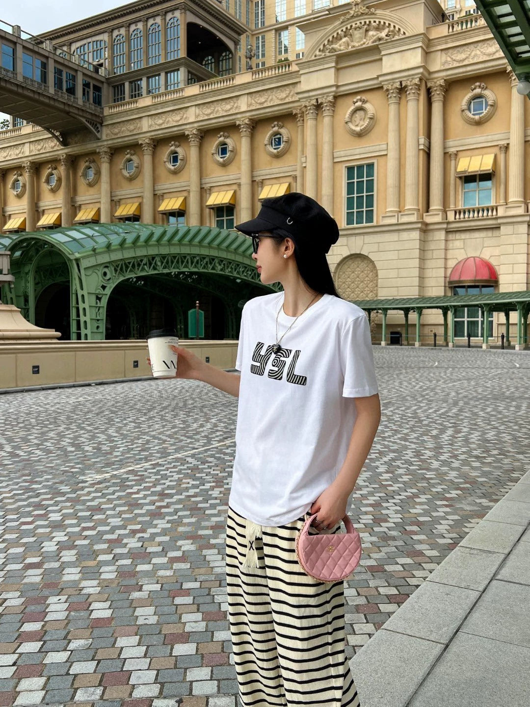 Y 25 New Flocked Letter Print Short Sleeve T-Shirt