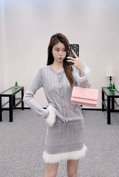 C 25 Flowing tassel knitted cardigan