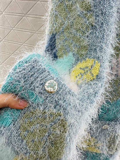 C 25 Mohair knitted scarf