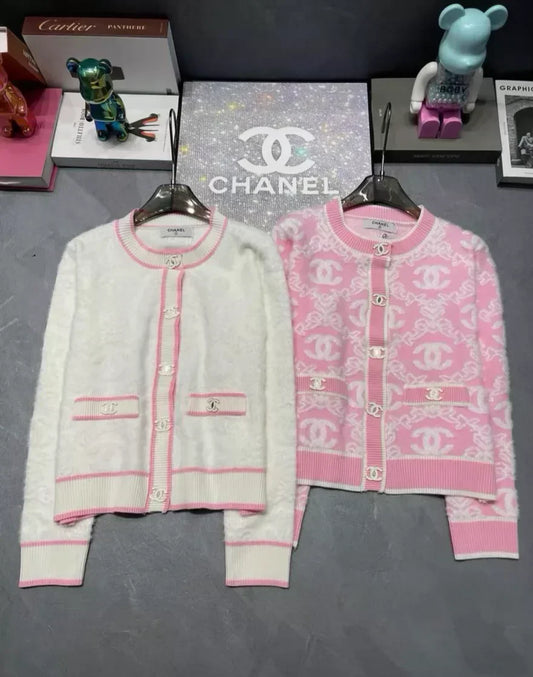 c 24 Cubic jacquard temperament cardigan