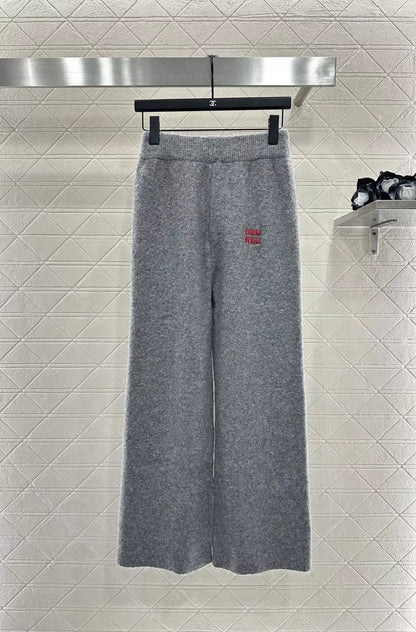 M 25fw Knitted Pullover Top and Pants Set