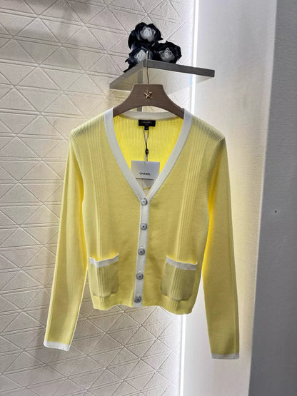 C 25 New  Striped knit cardigan
