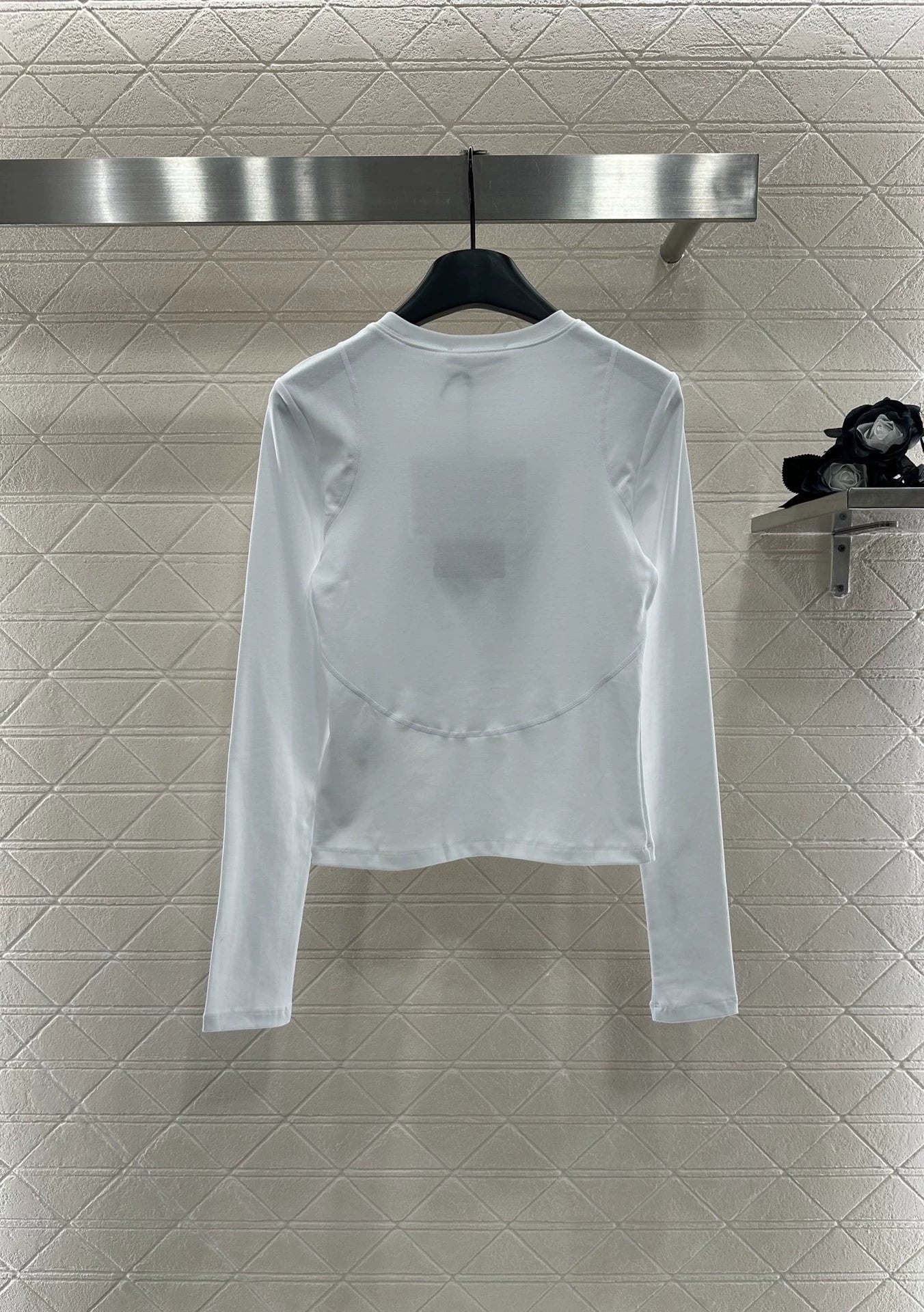 P 25 Slim-fit crew neck base shirt