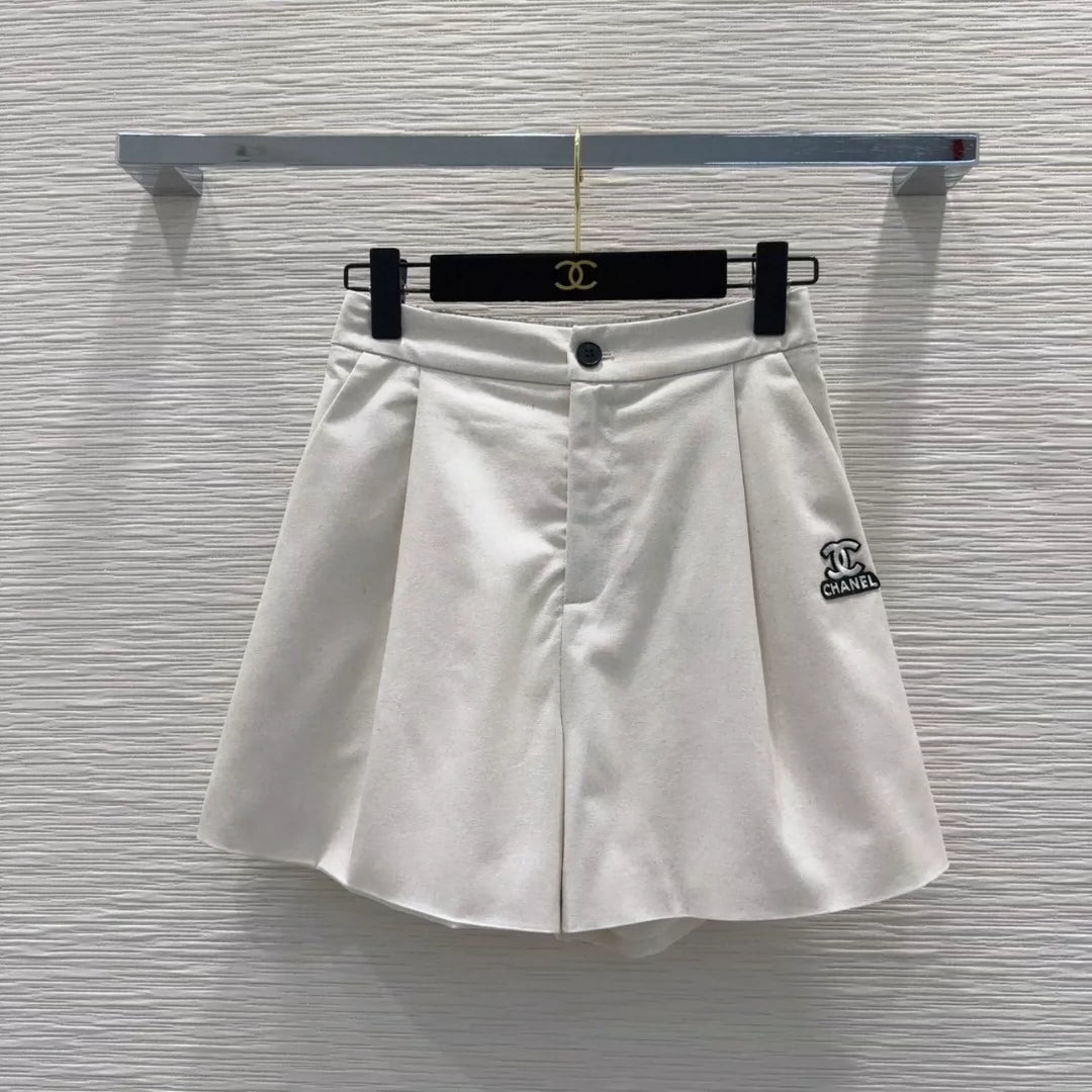 C 25 new embroidered vest shorts suit