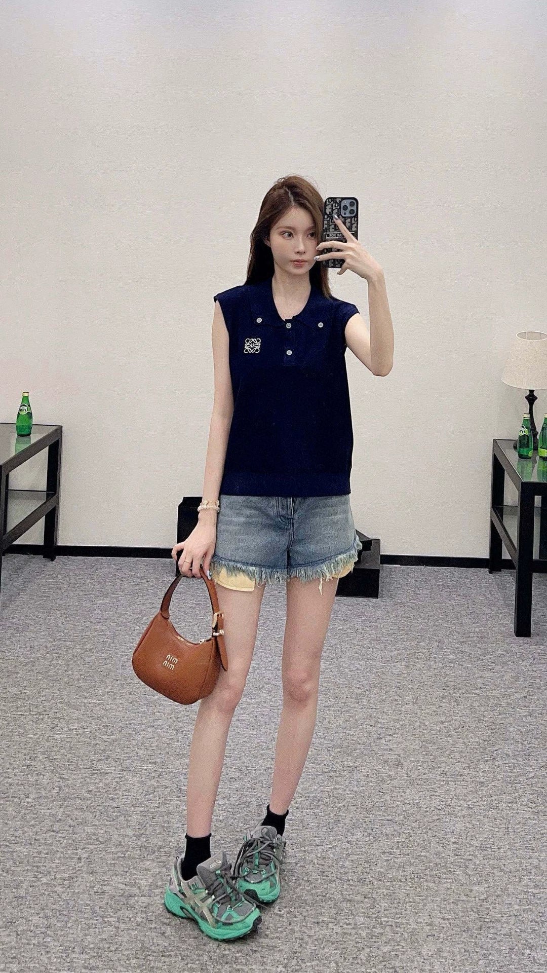 LO 25 New Turtleneck lightweight knit tank top