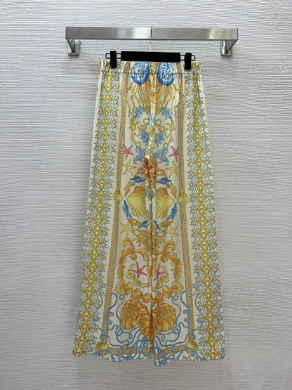 VE 25 New Style: Palace-Style Fashion Printed Casual Two-Piece Set