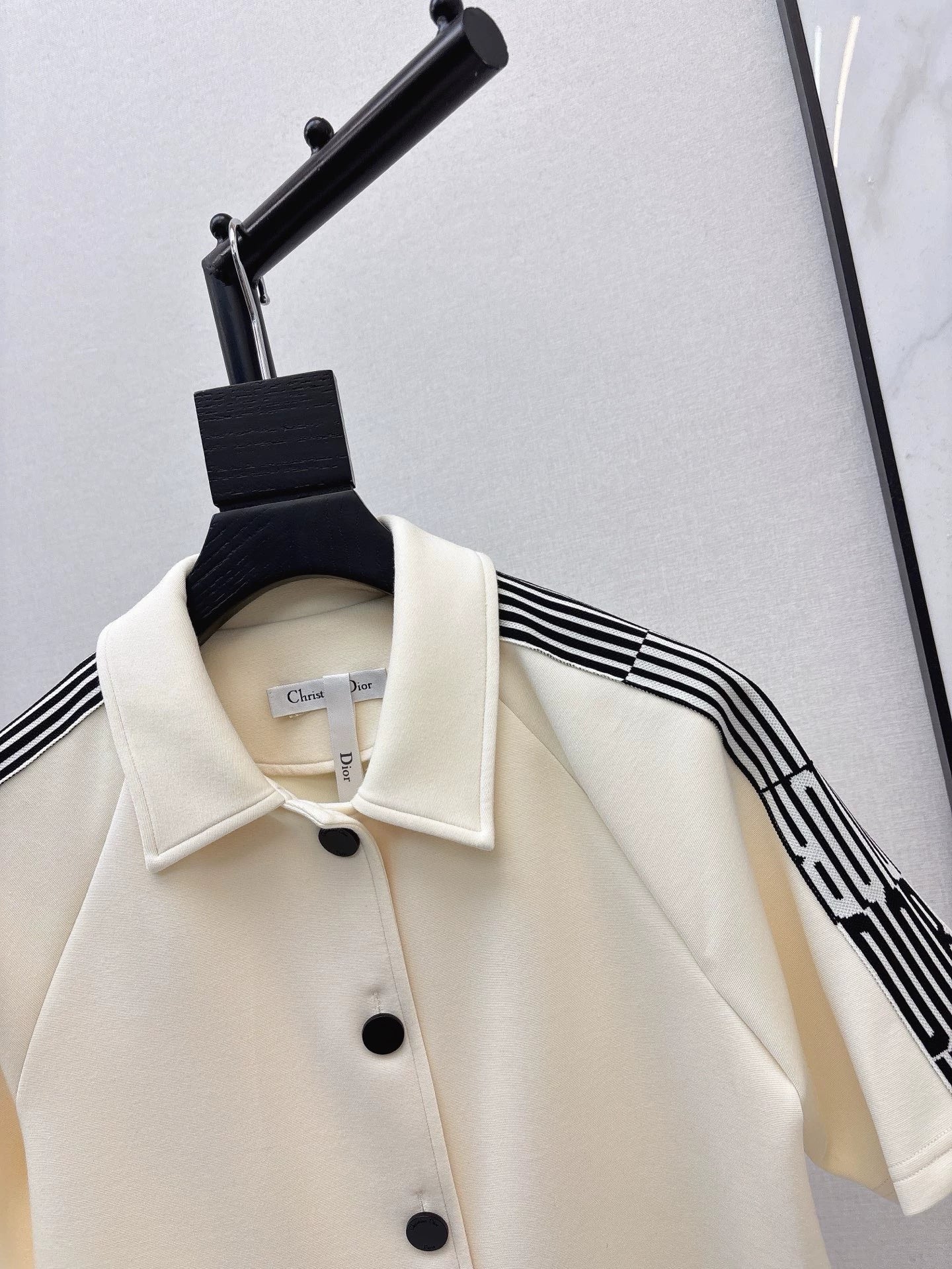 D 25 spring and summer latest stylish casual three-piece set small short jacket