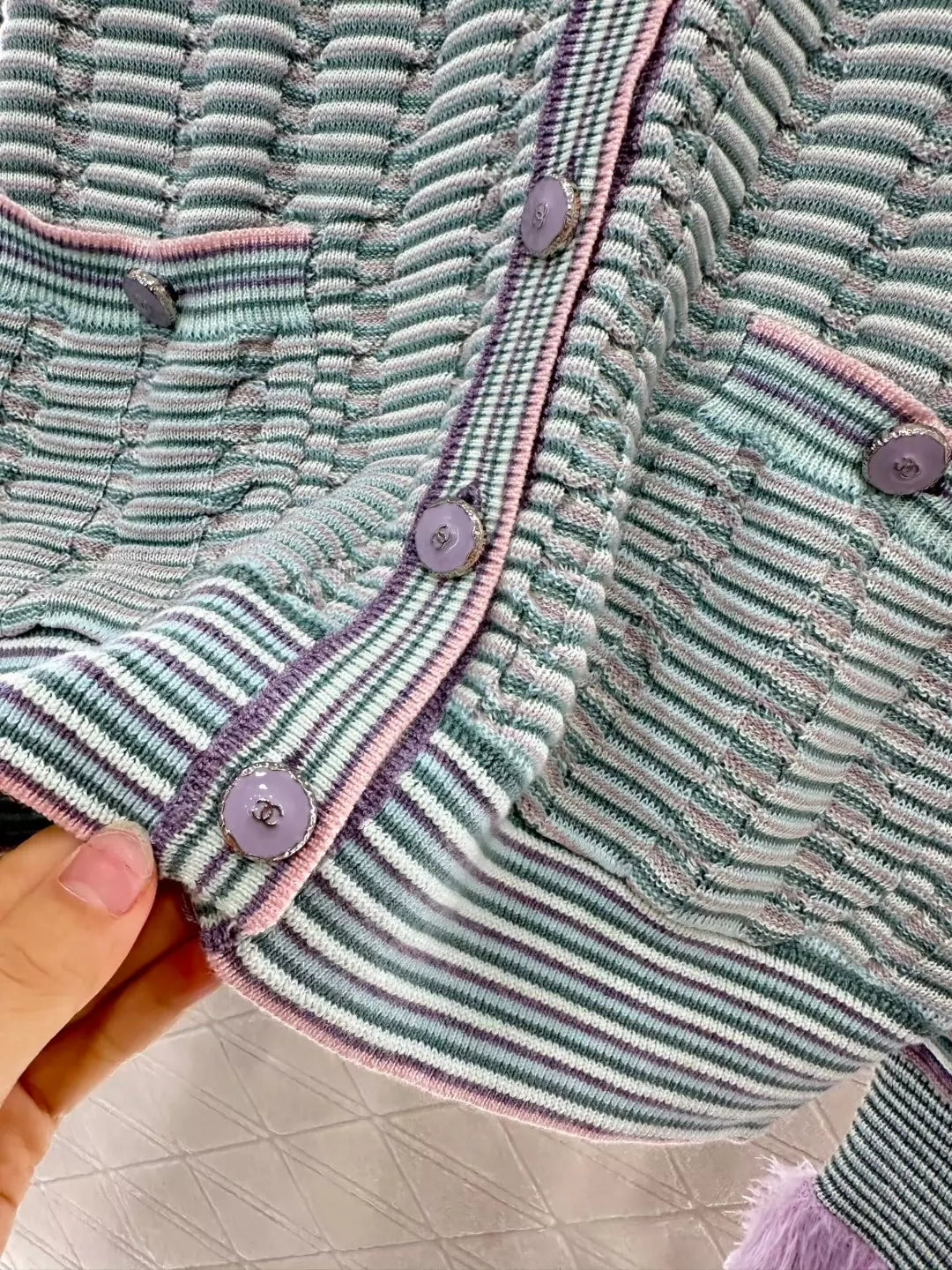 C 25 autumn and winter new striped knitted cardigan