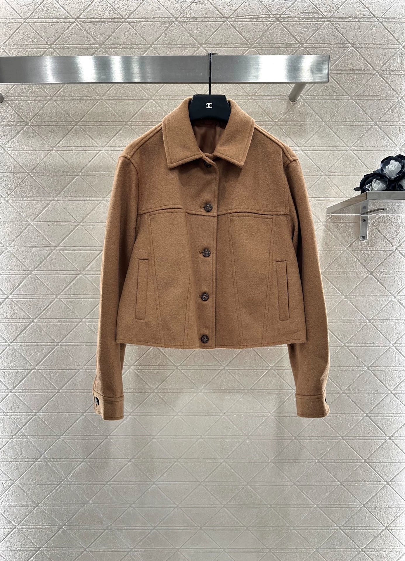 L 25 lapel woolen coat