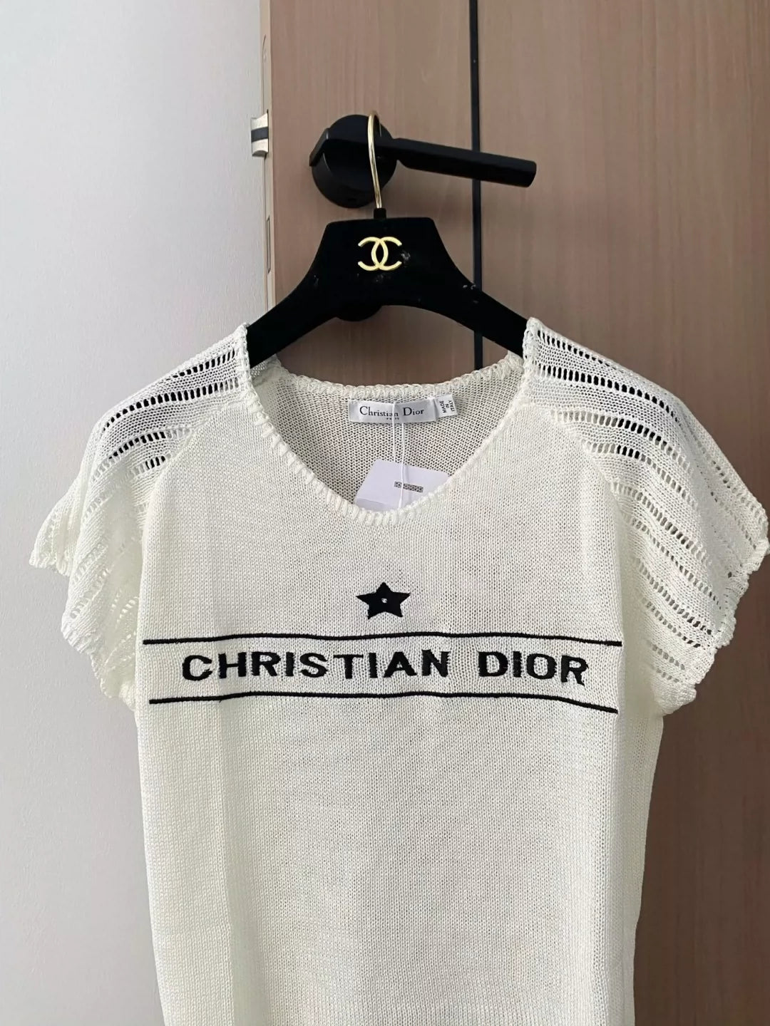 D 25 Spring/Summer Cutout Short Sleeve