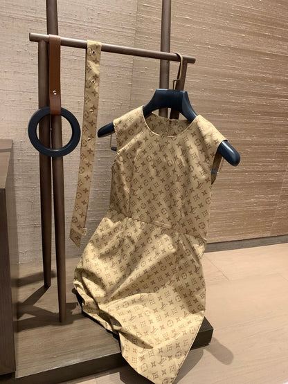 L 25 Khaki Belt Dress