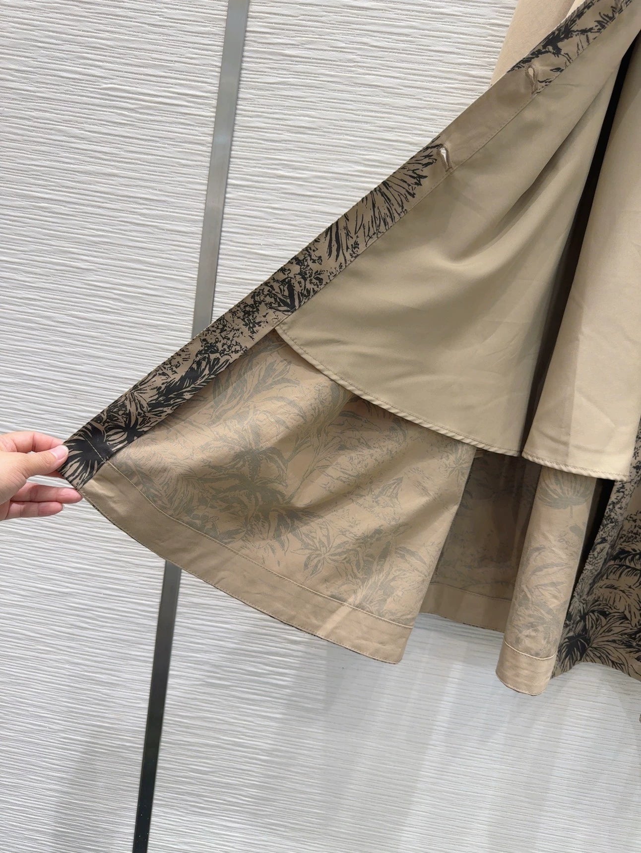 D 25 new brown printed belt single breasted long skirt
