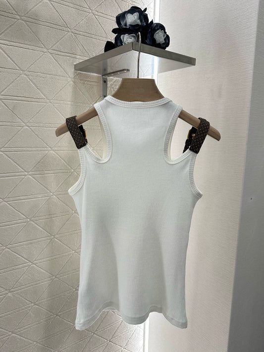 1ou 25 Leather shoulder strap with chain and cotton vest