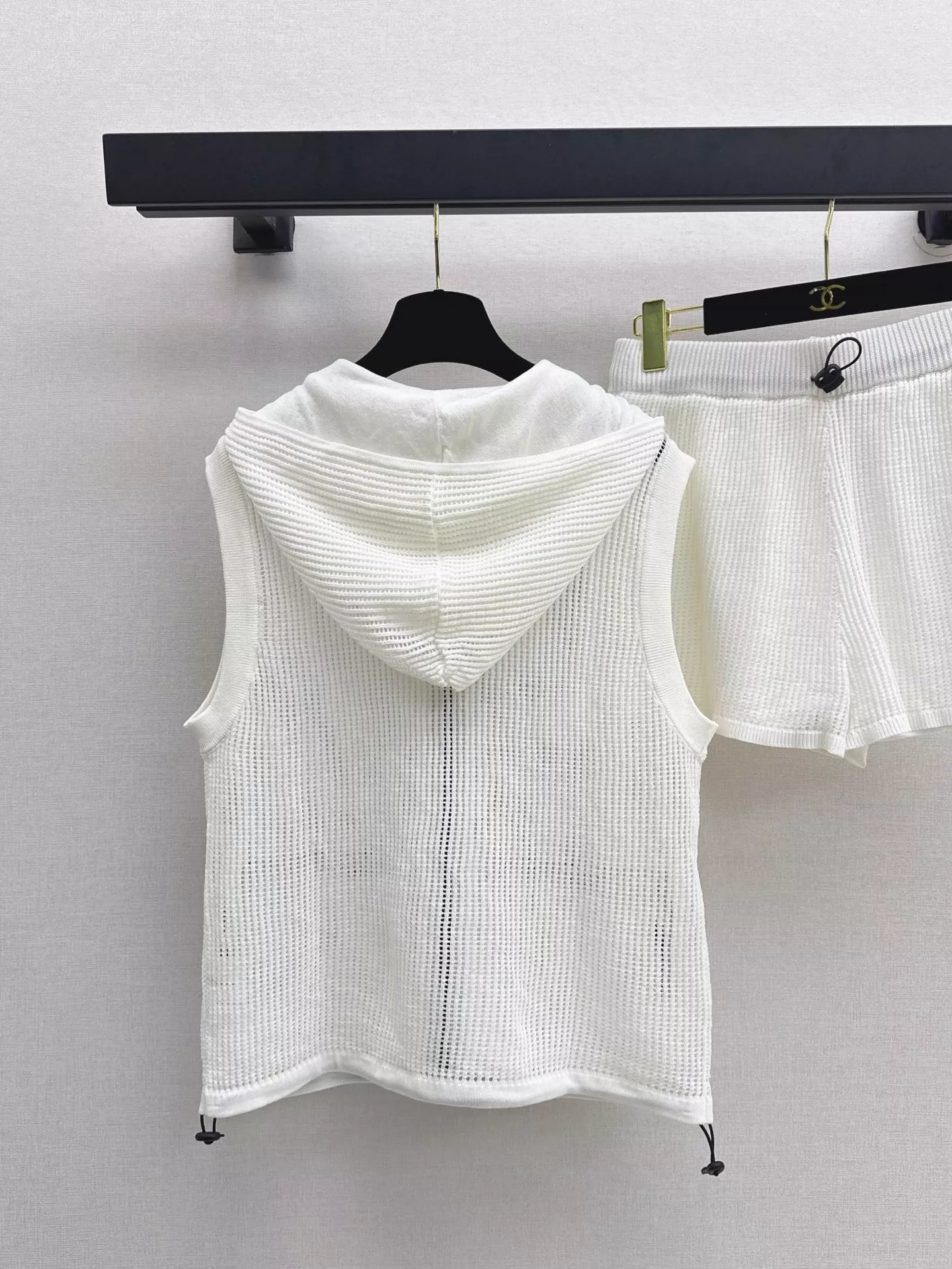 C 25 Early Spring Latest Knit Sets Cutout Hooded Vest + Shorts