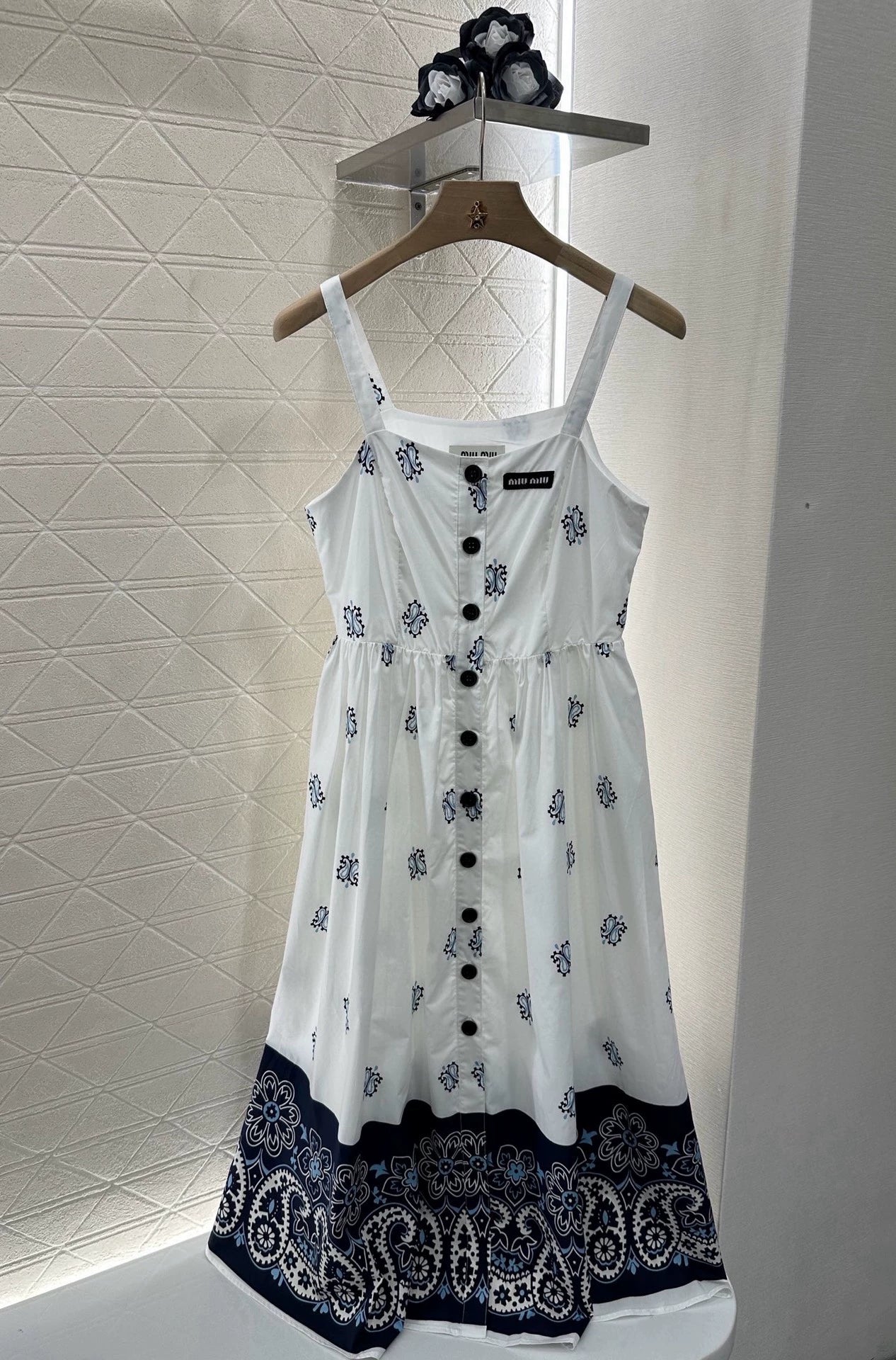 M 25 New Printed halter dress