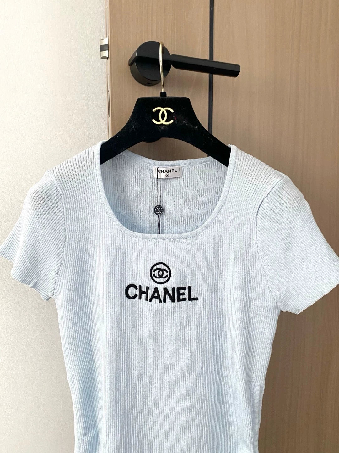 C 25 new embroidered letter drawstring U-neck short-sleeved knitted top
