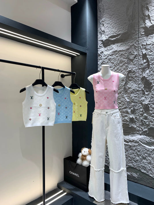 L 25 Knit Logo Sleeveless Vest