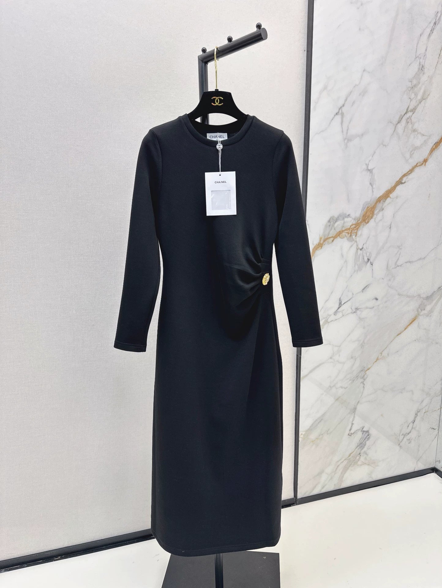 LOR 25fw Long waist-cinching dress