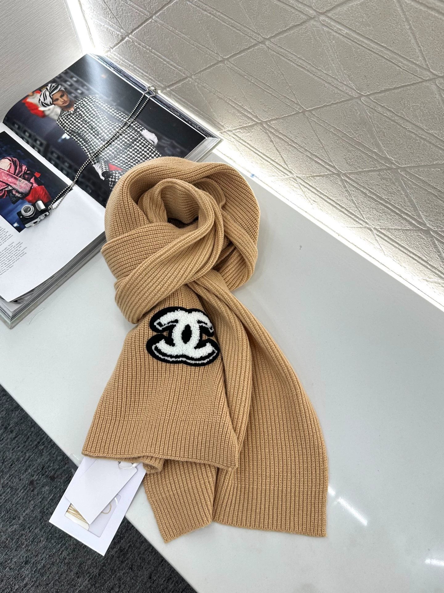 C 25 Logo cashmere scarf