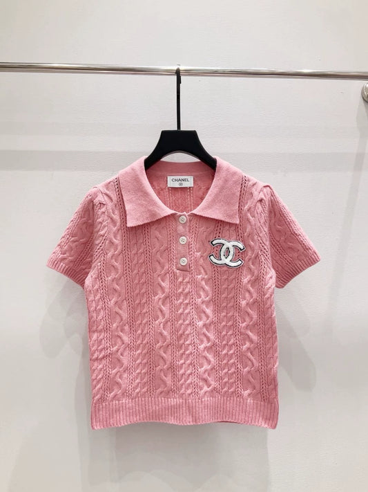 C 25 new logo button lapel short-sleeved knitted top（pink,gray,beige）