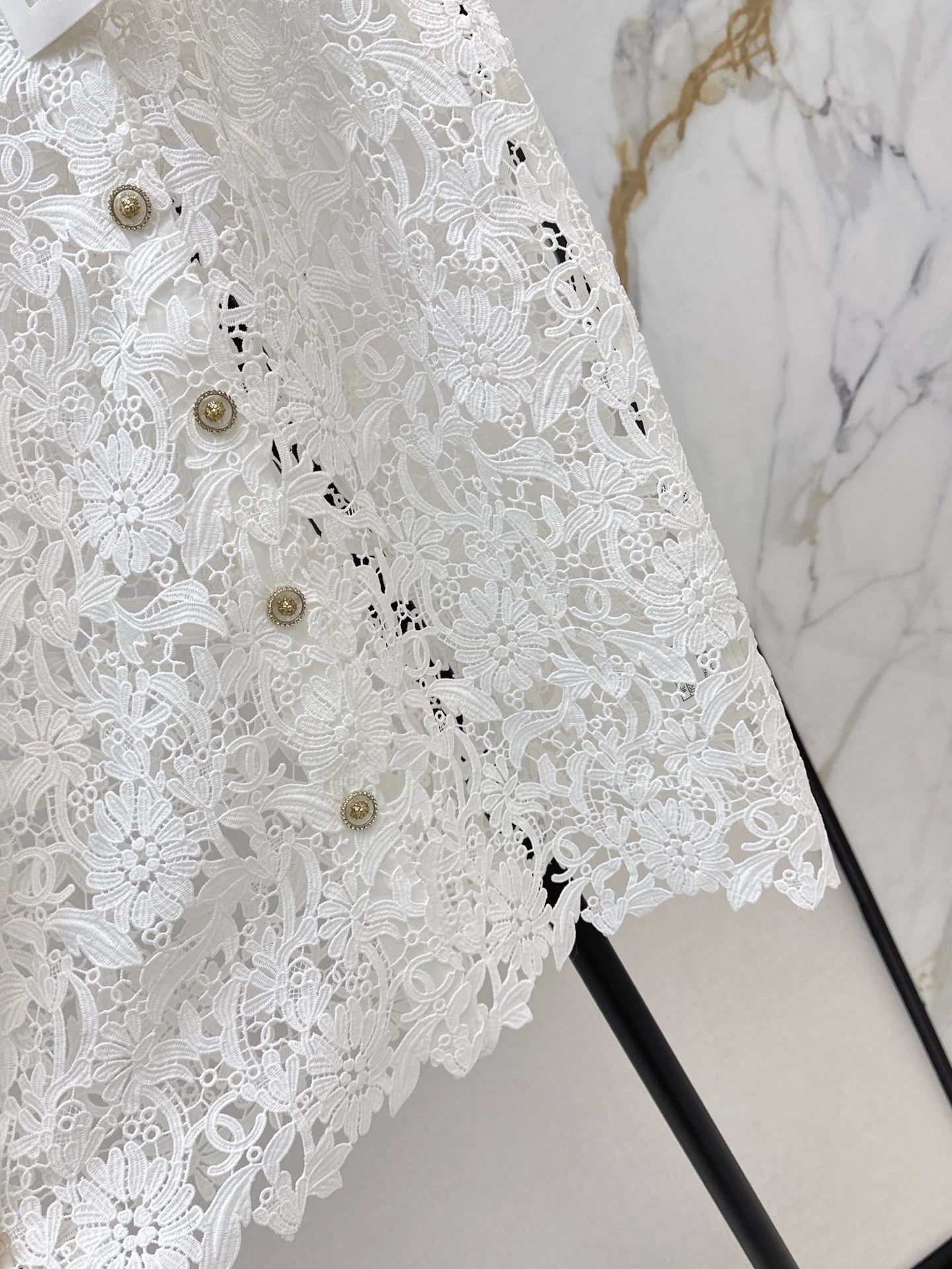 C 25 Spring and Summer New Hollow Pattern Vest Shirt