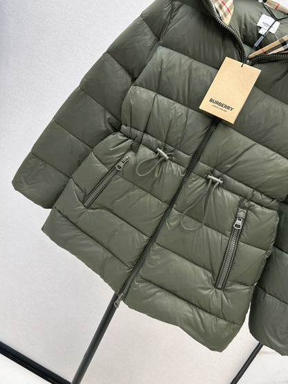 BRU 25fw Hooded, drawstring-waisted down jacket