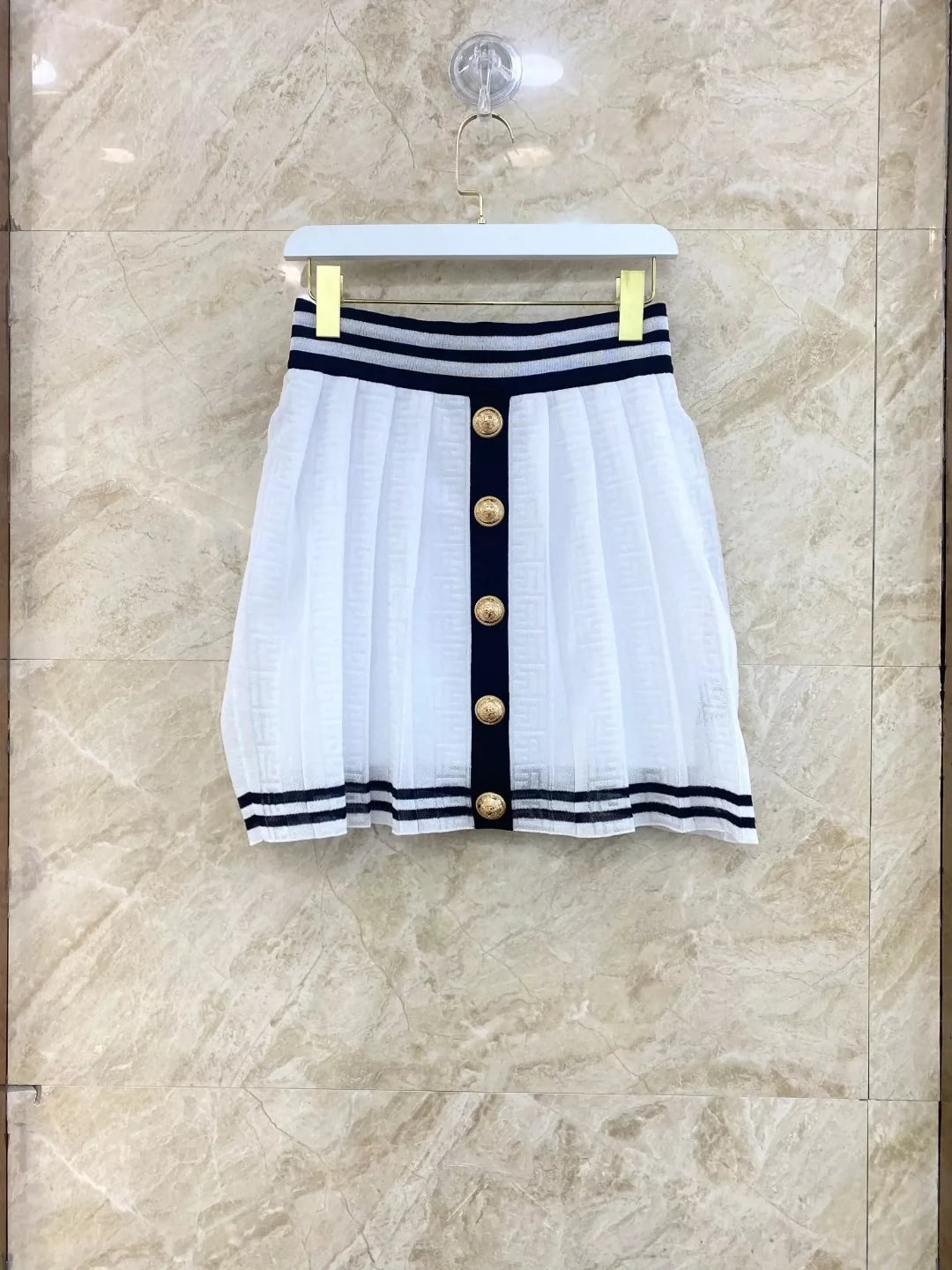 Ba 25 New Early Autumn Tulle Colorblocking Pleated Half Skirt + One-piece Tank Top