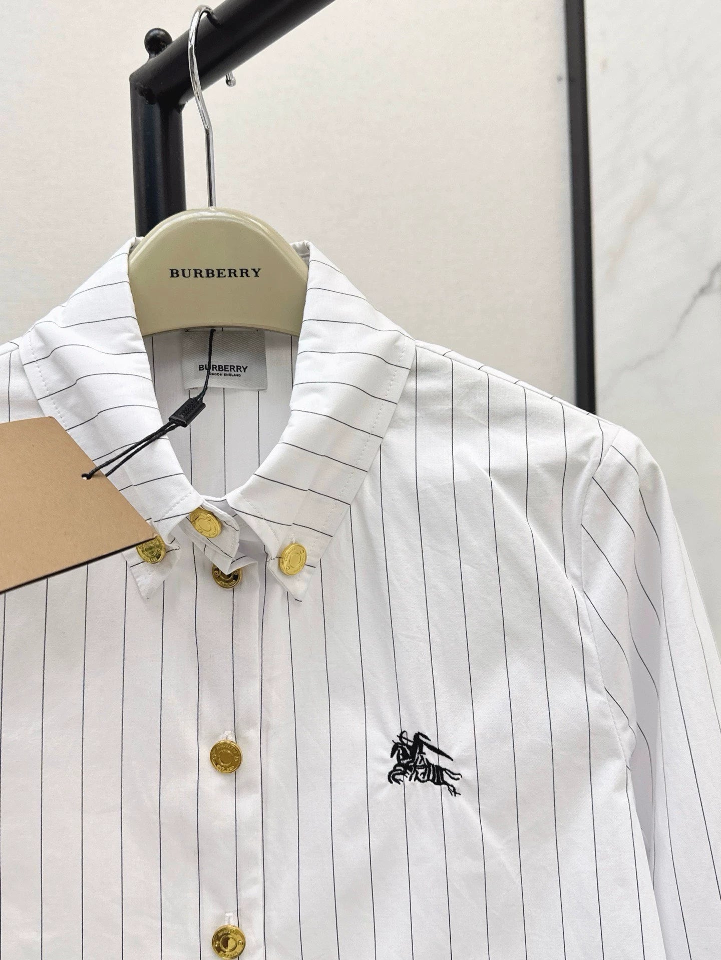 Bu 25 Spring/Summer New Split Sleeve Design Shirt