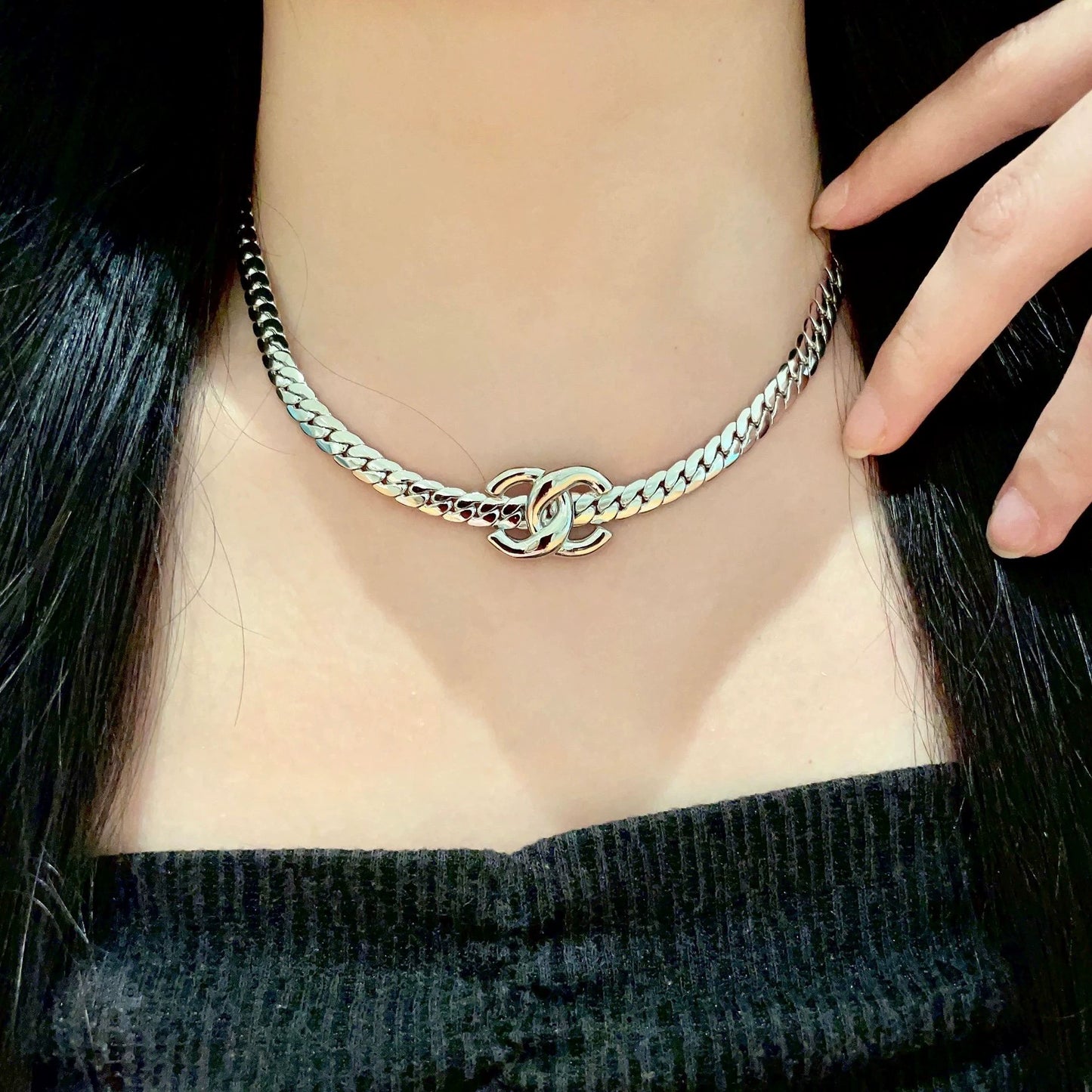 25 Summer new snake bone choker double C necklace
