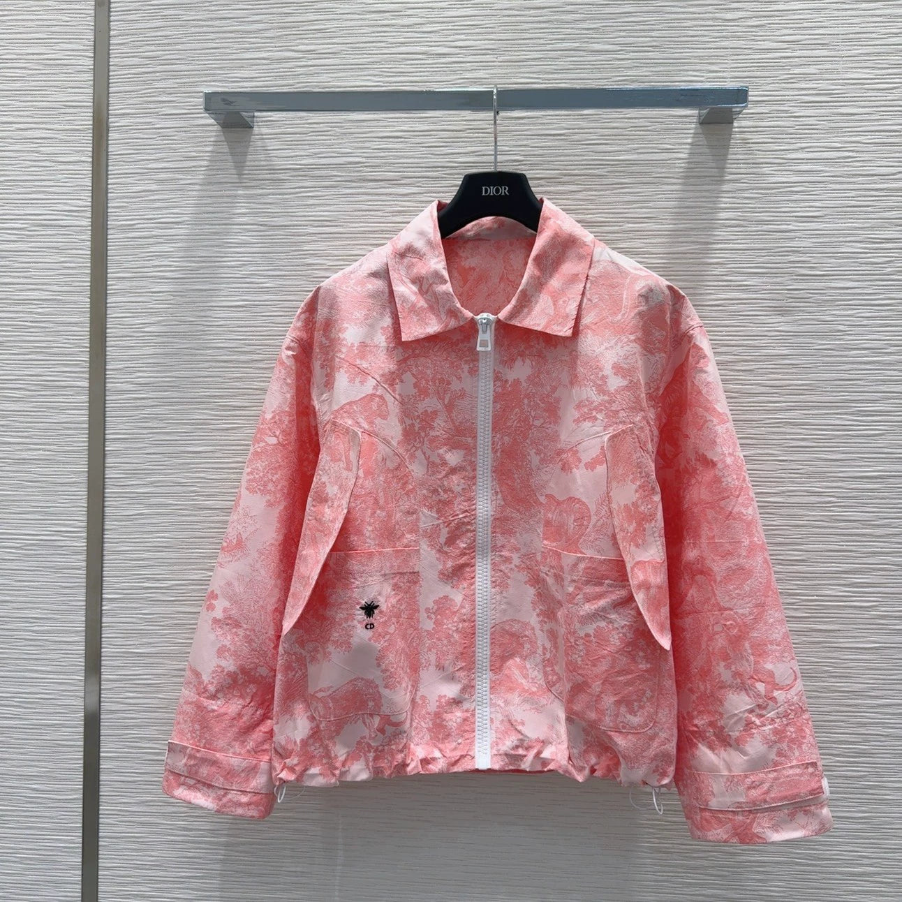 D 25 New Printed Bee Embroidered Long Sleeve Jacket