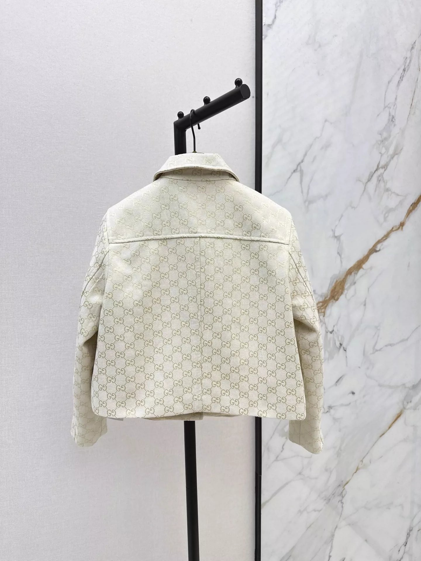G 25 Spring and Summer New Short Long Sleeve Jacket