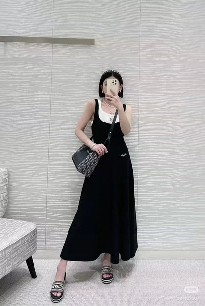 D 25 New Minimalist Sleeveless Long Dresses