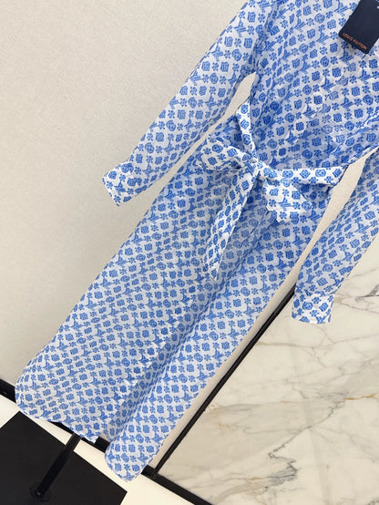 L 25 Spring/Summer New Blue Long Shirt Dresses
