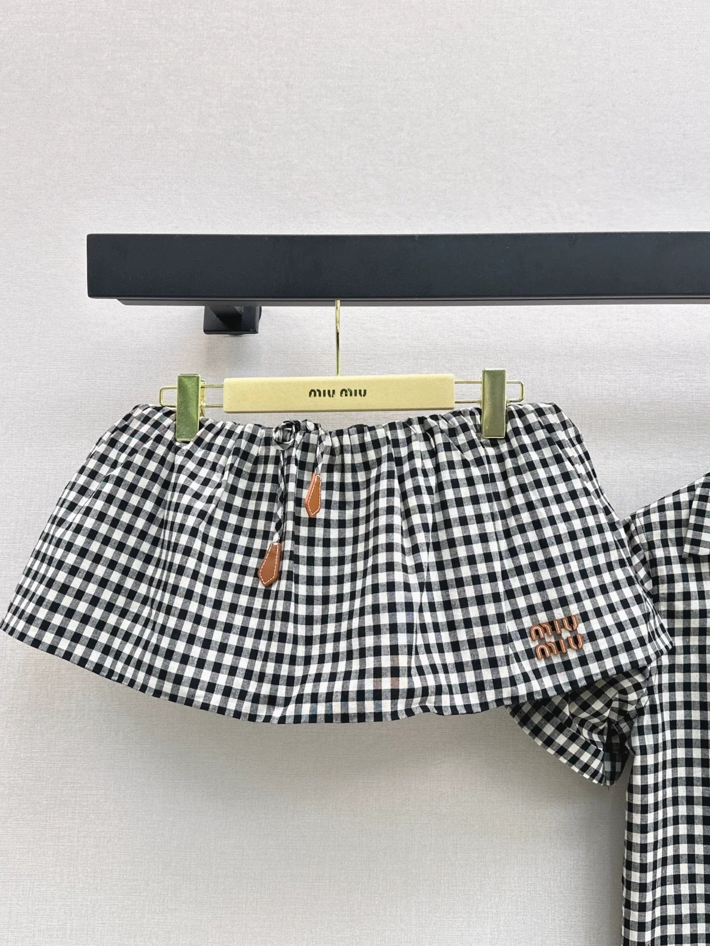 m 2025 Summer New Plaid Suit Loose Shirt + Mini Skirt