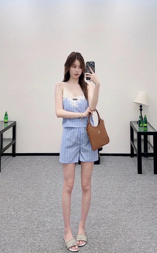 M 25 Lace suspender shorts set