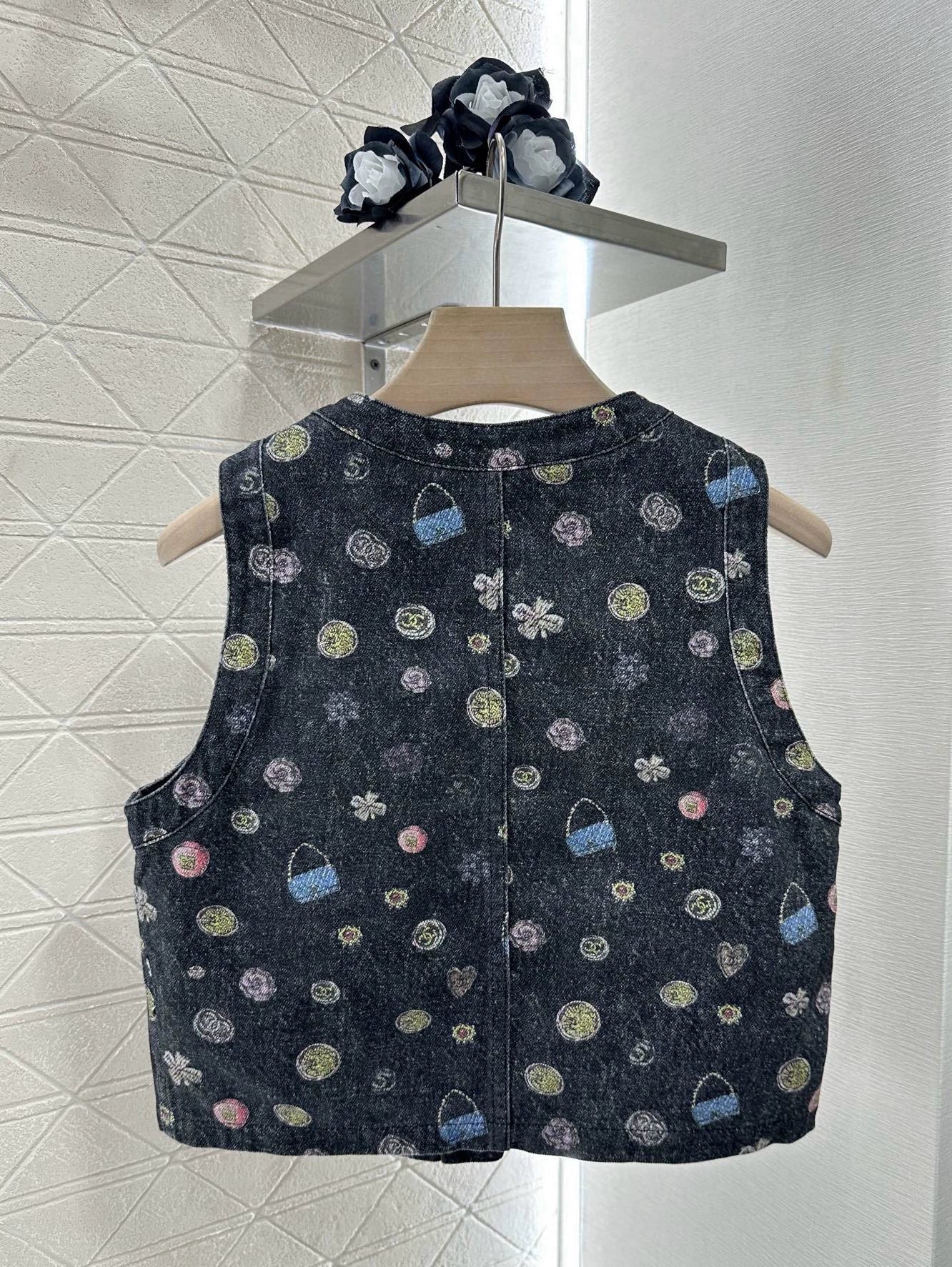 C 25 NEW Printed Colorful Denim Vest Shorts Set