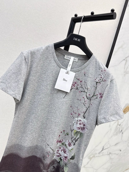 D 25 spring and summer latest pattern gradient short sleeve T-shirt