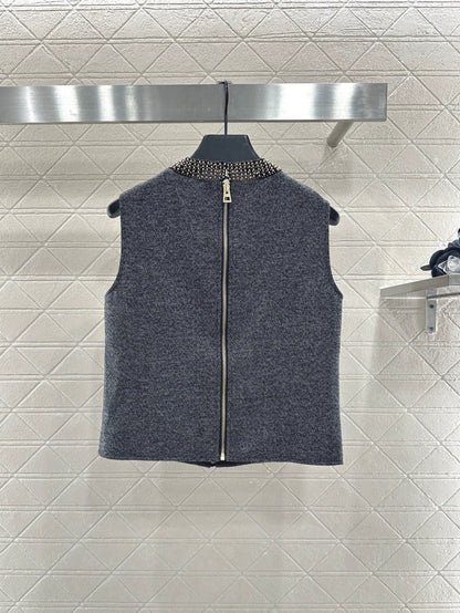 Di 25 Beaded Sleeveless Vest + Skirt Set